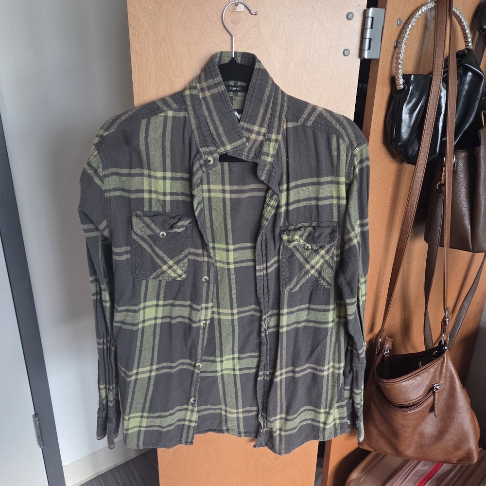 Men's Gray and Green Plaid Shirt
